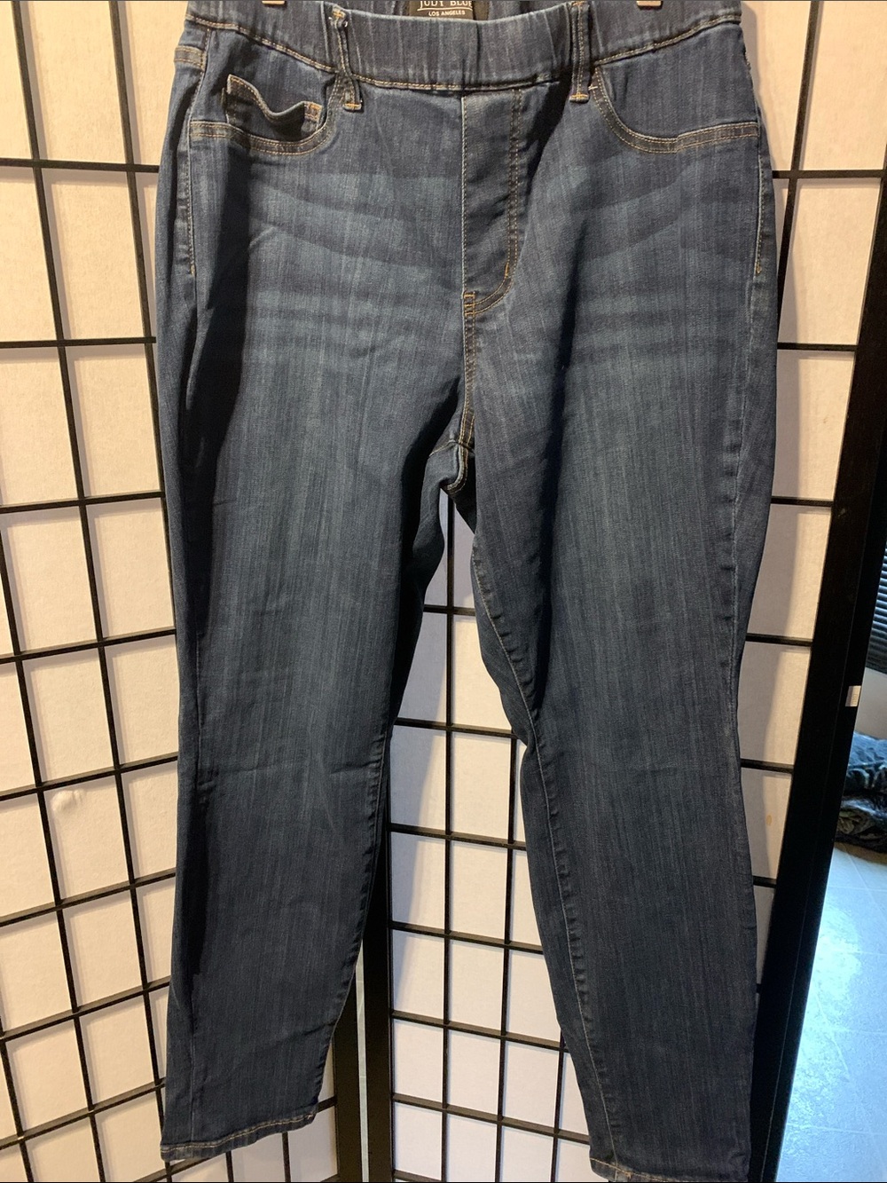 Judy Blue Women’s Skinny Jeans - Dark Blue Wash Size 16W